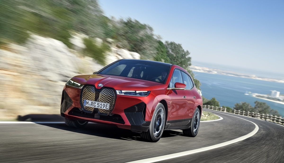 BMW iX: un SUV eléctrico con 500 CV y 600 km de autonomía.