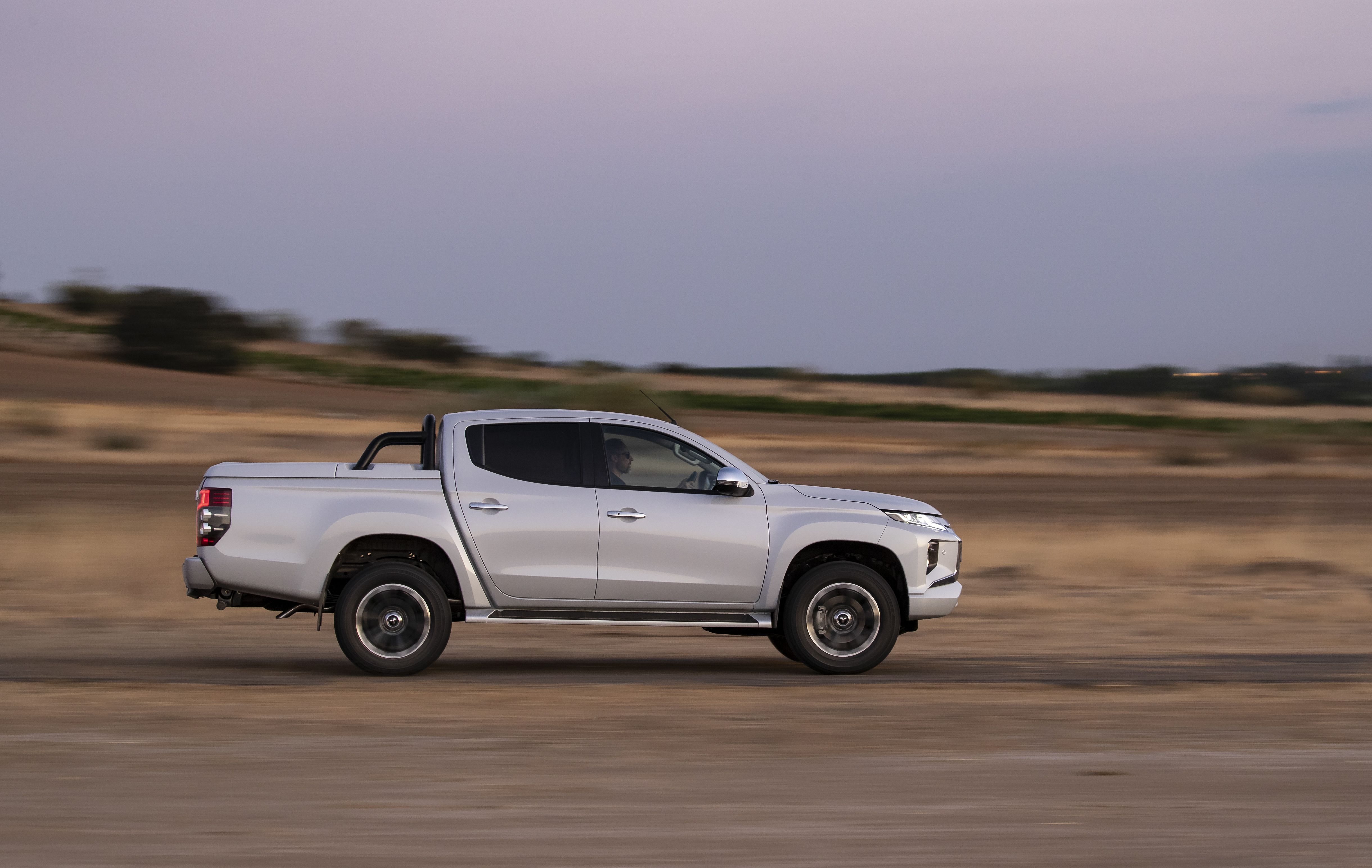 Mitsubishi L200 Doble Cabina 2020 