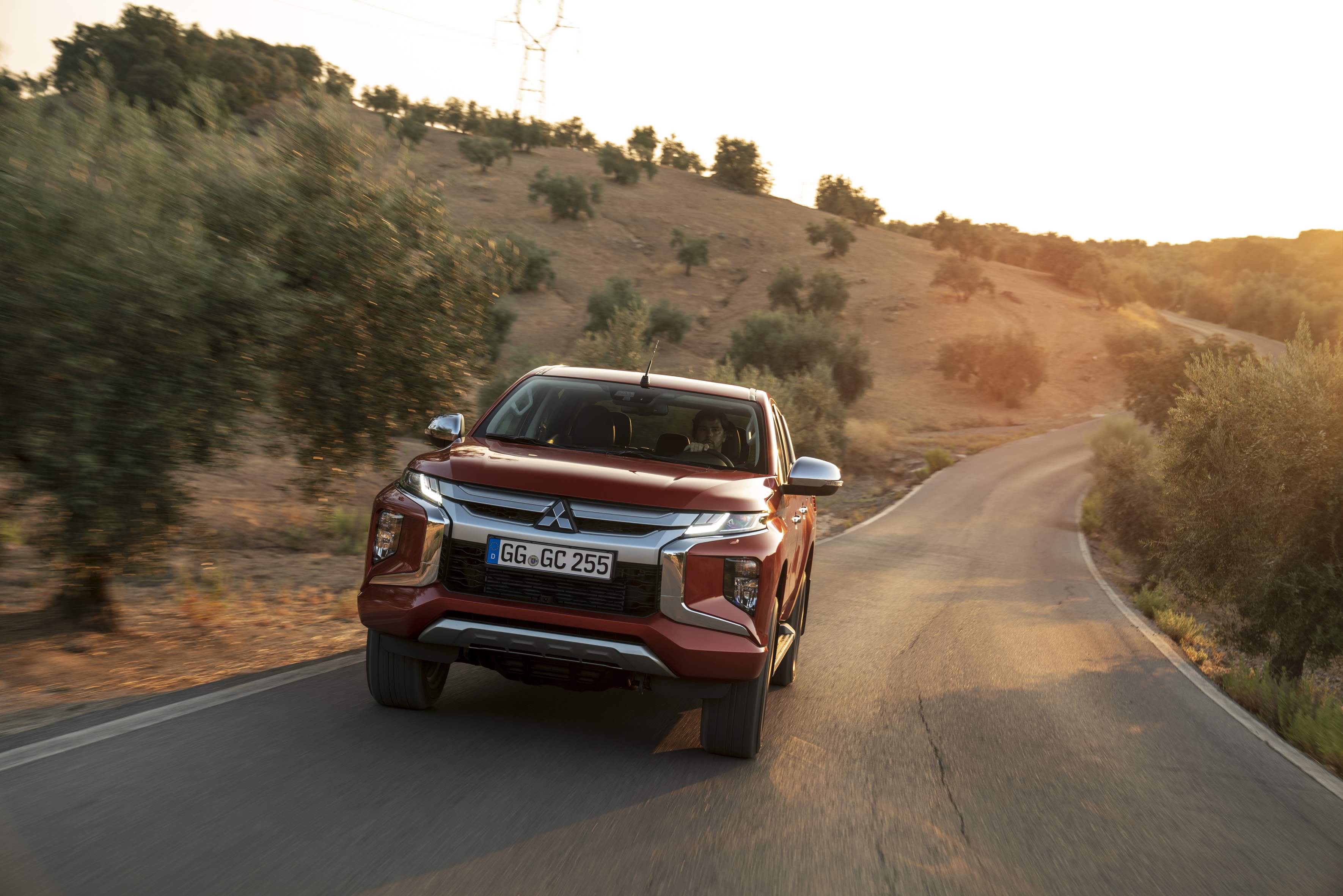 Mitsubishi L200 Doble Cabina 2020 