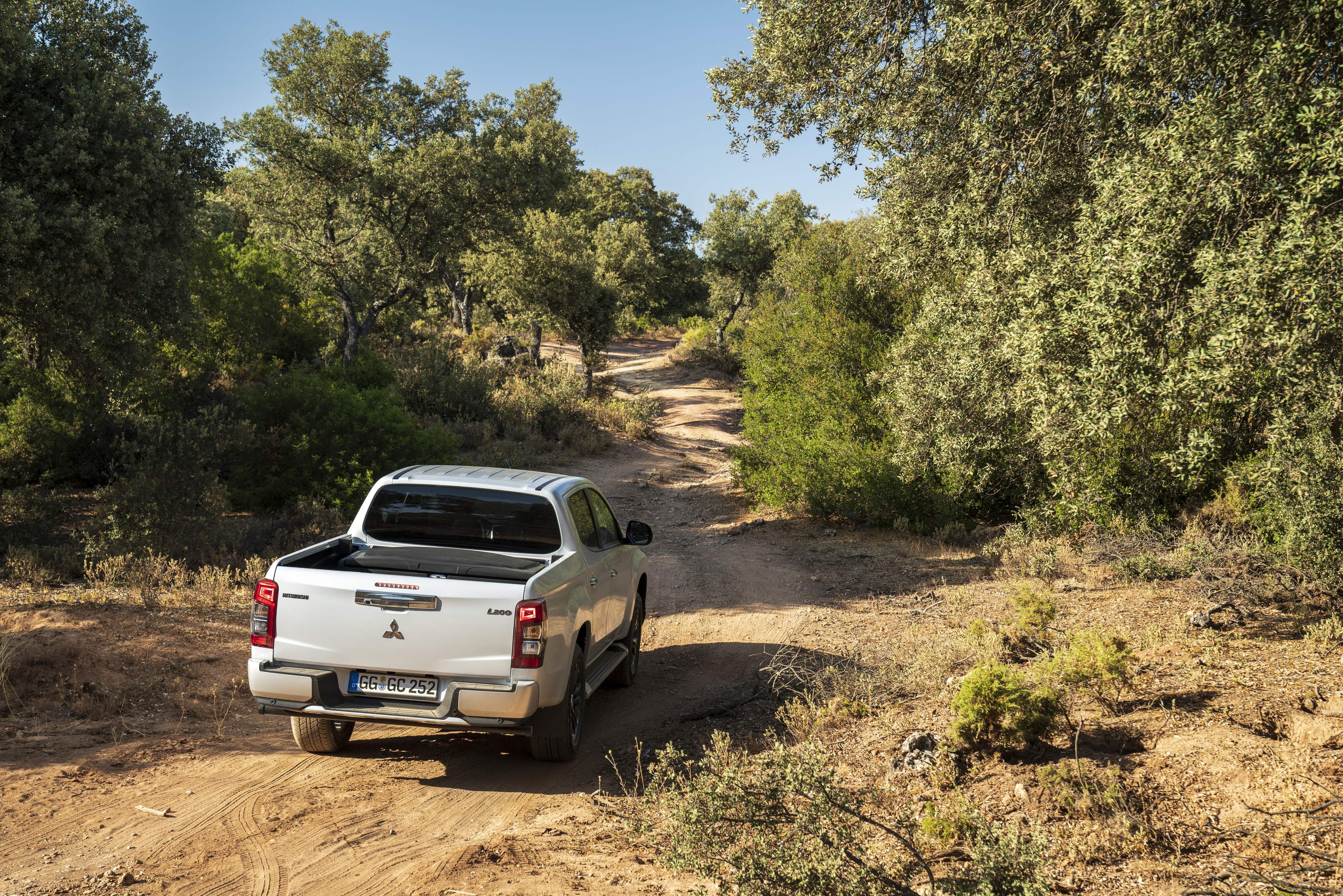 Mitsubishi L200 Doble Cabina 2020 
