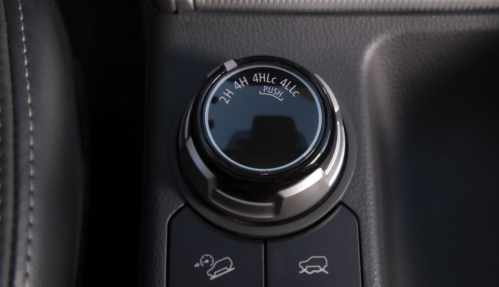 La Mitsubishi L200 cuenta con 4 modos de transmisión y otros tantos de tracción La Mitsubishi L200 cuenta con 4 modos de transmisión y otros tantos de tracción