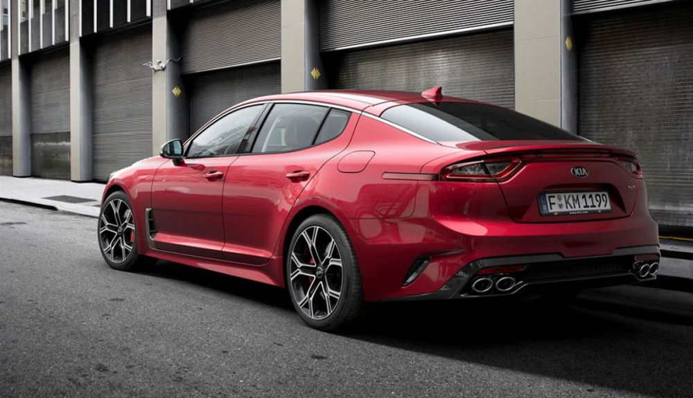 El Kia Stinger 2.2 CRDi está disponible desde 35.600 euros El Kia Stinger 2.2 CRDi está disponible desde 35.600 euros