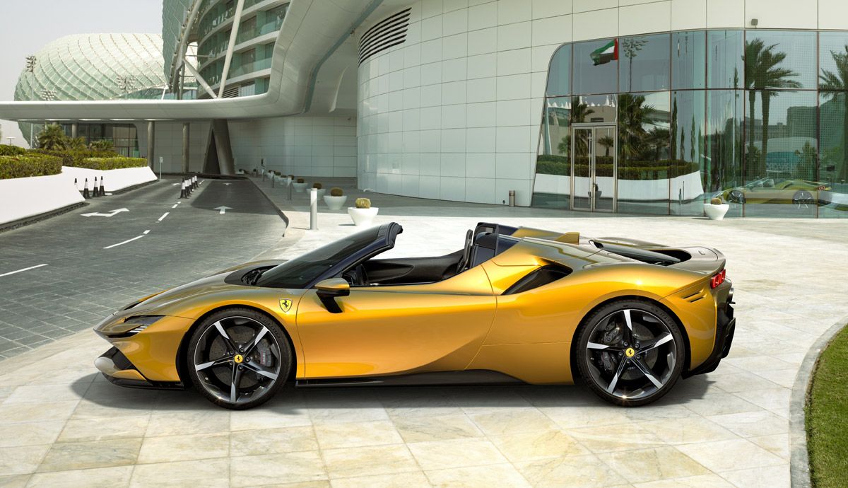 Ferrari SF90 Spider.