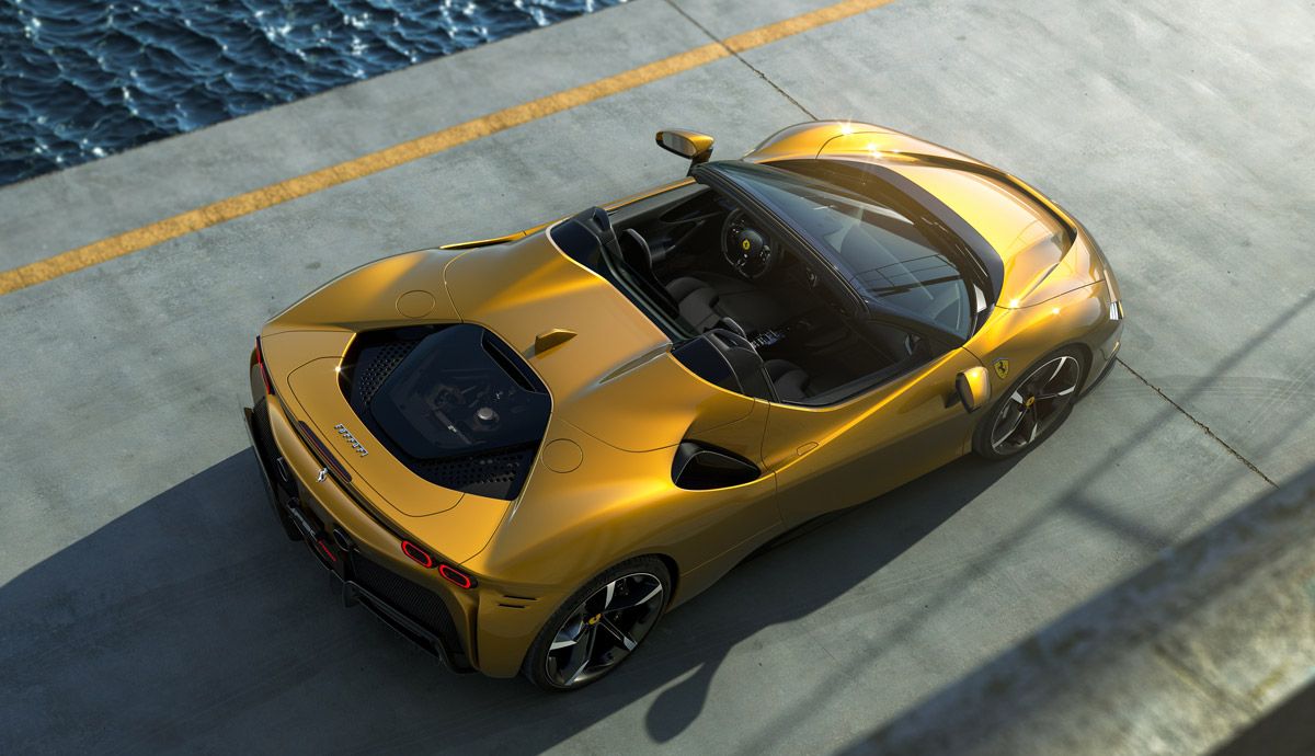 Ferrari SF90 Spider.