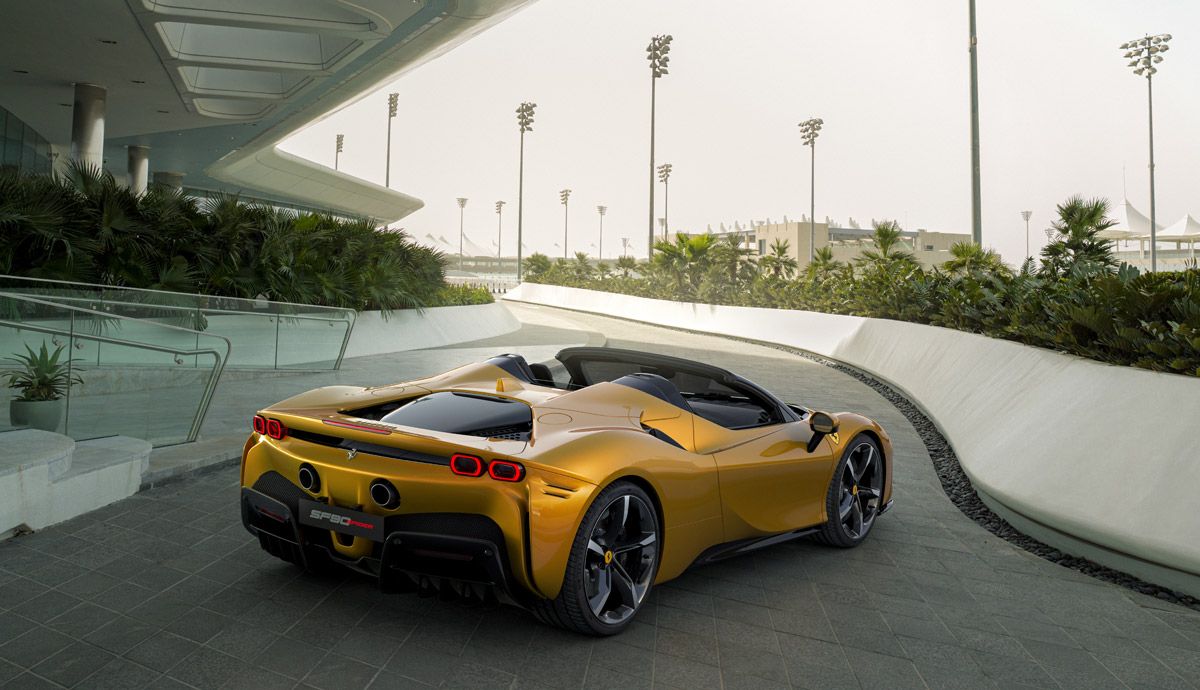 Ferrari SF90 Spider.