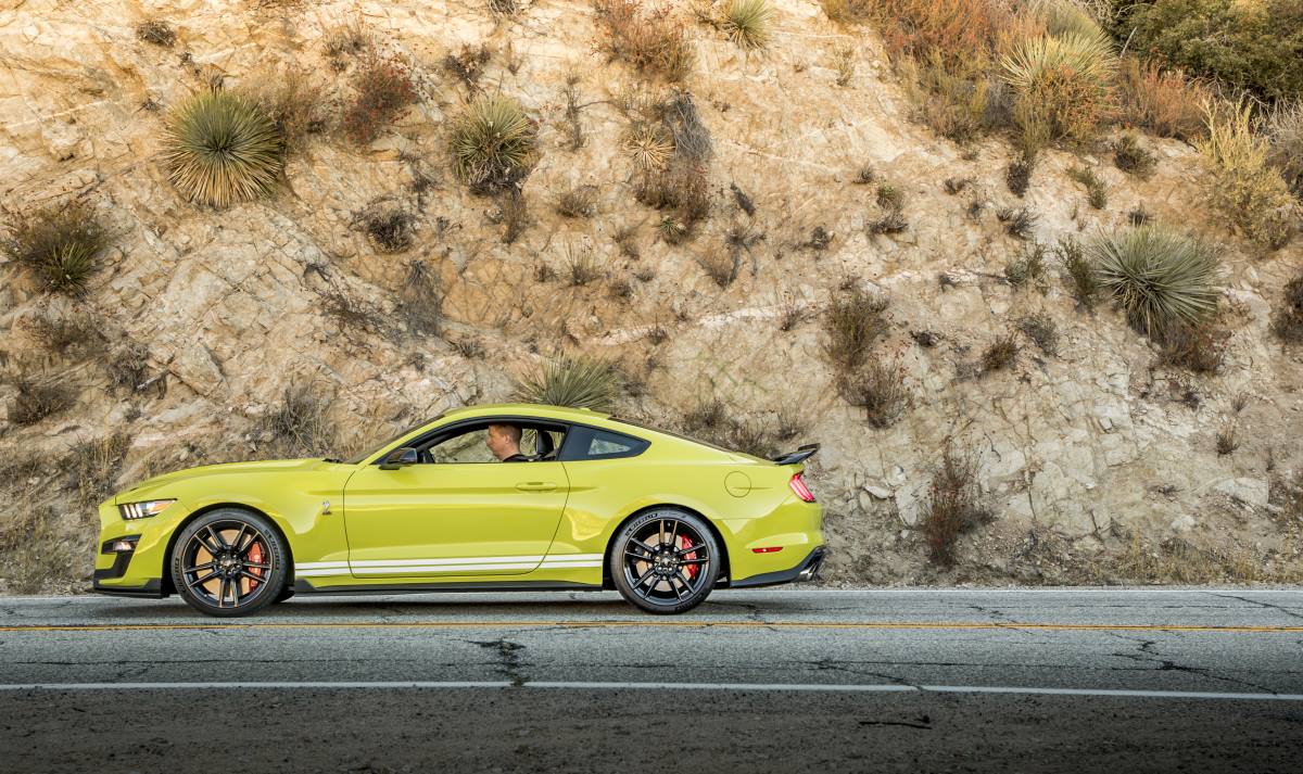 Ford Mustang Shelby GT500 1
