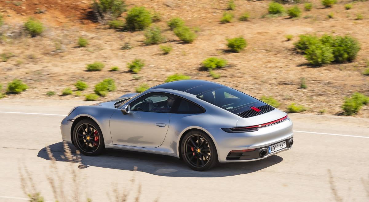 Porsche 911 Carrera S, el primer clasificado con una frenada de 62,3 m 