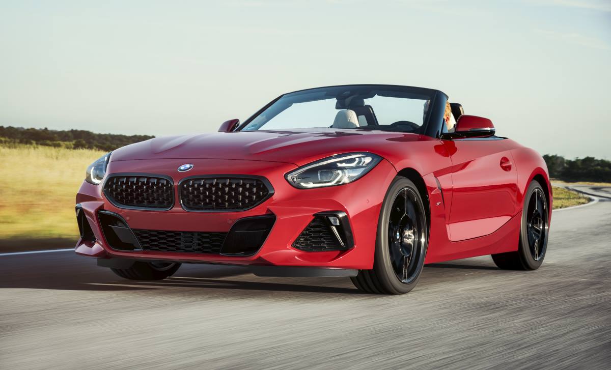 El BMW Z4 M40i, en el puesto 3 con una frenadad e 65,72 m