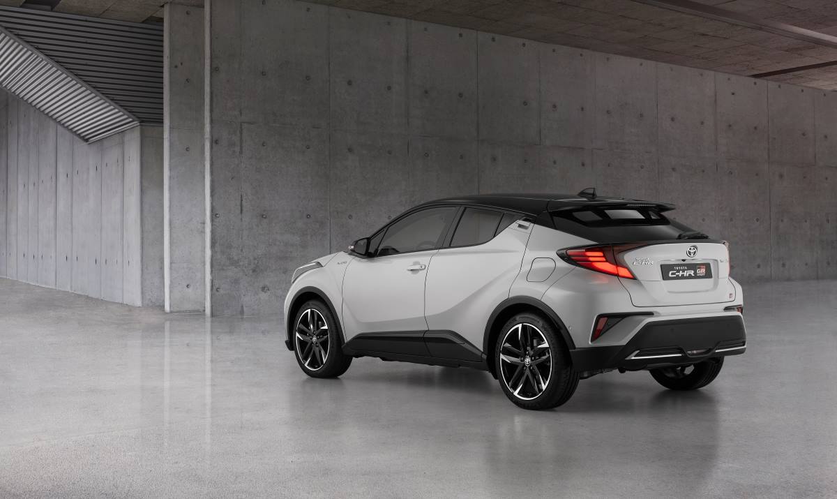 Toyota C HR GR Sport 2