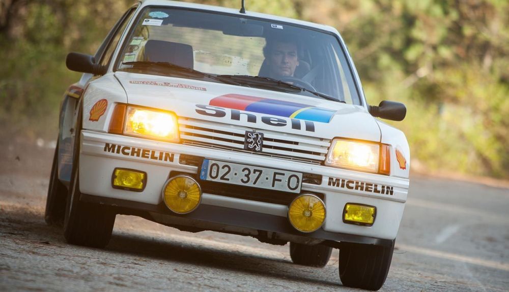 Peugeot 205 T16
