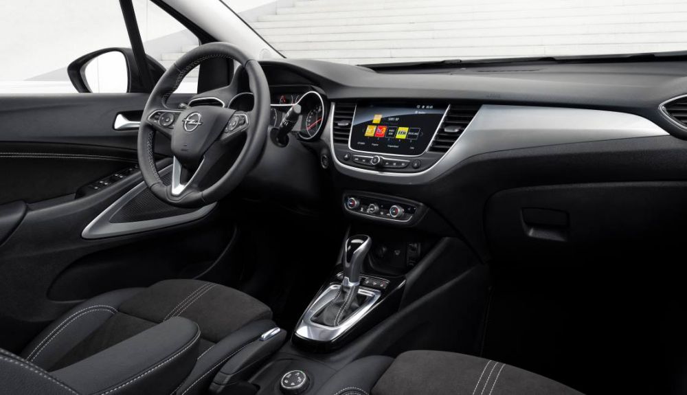 El interior del Opel Crossland 2021 El interior del Opel Crossland 2021