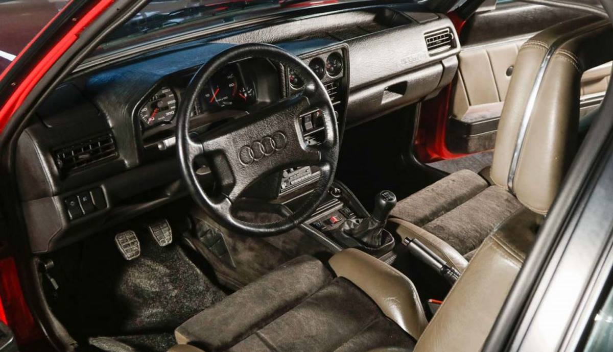 Así luce el interior de una unidad del Audi Quattro Sport
