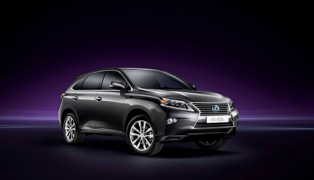Los híbridos también tienen cabida en la familia real, como este Lexus RX 450h