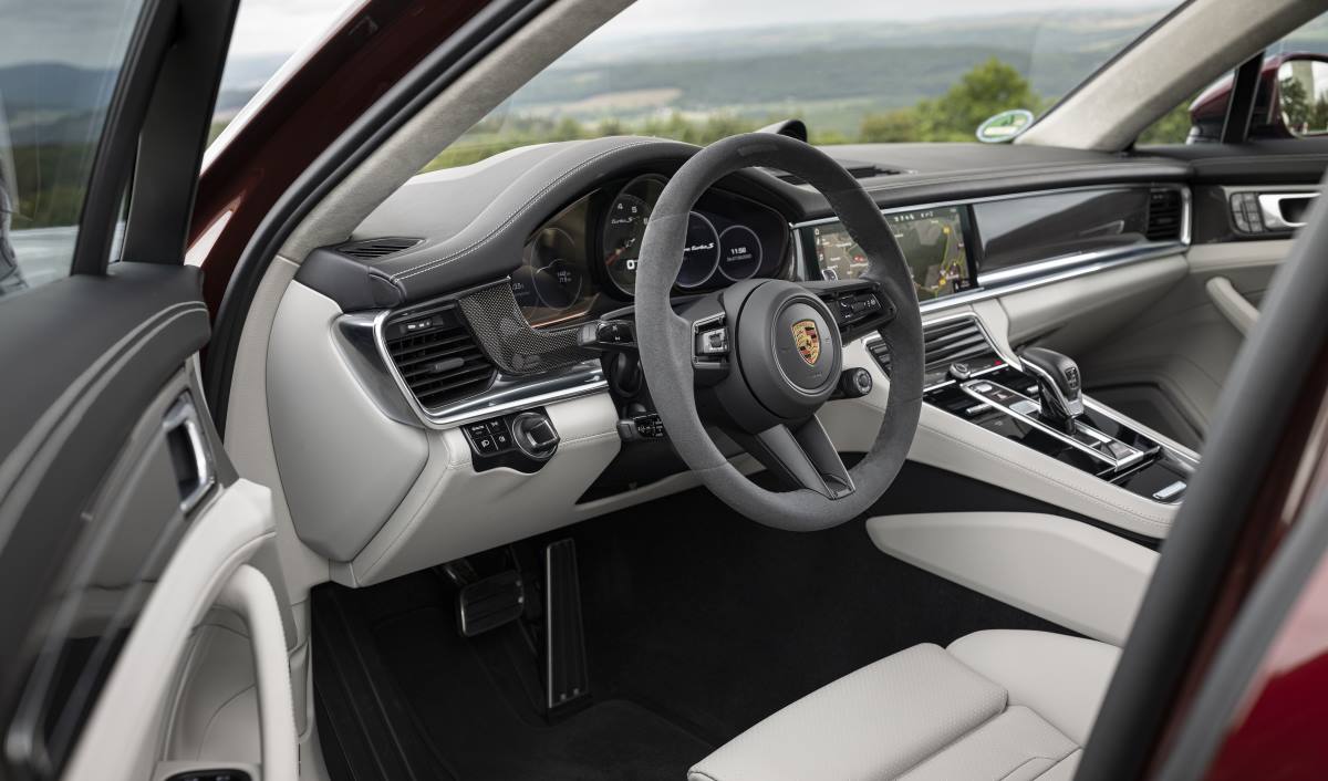 El interior del Porsche Panamera Turbo S