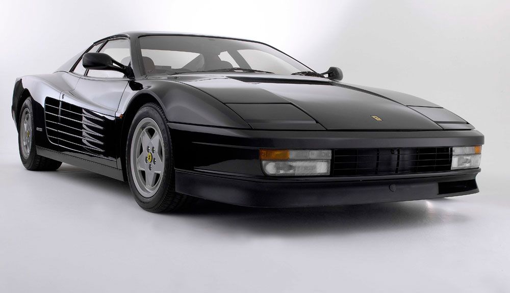 Que Maradona eligiera el negro para su Ferrari Testarossa no gustó a los dirigentes de la firma