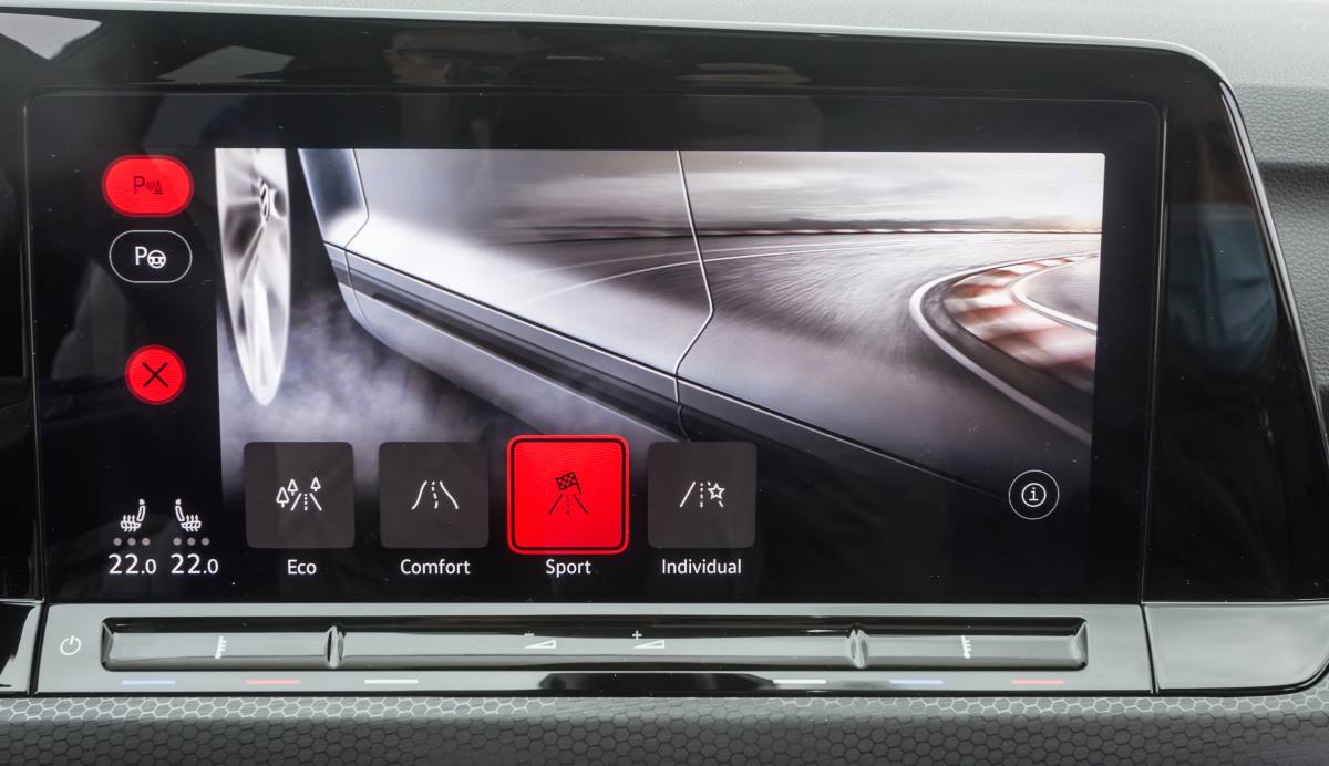 Diferentes modos de conducción en el VW Golf GTI 8
