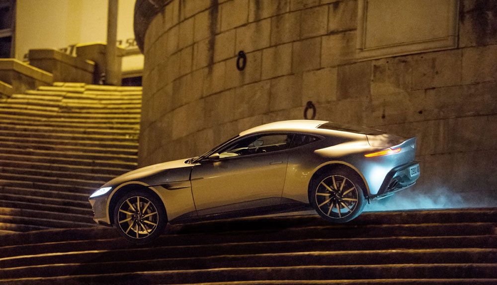 Jame Bond, Spectre (2015) Daniel Craige disfrutó de un epsectacular Aston Martin DB10 en esta entrega del agente Bond