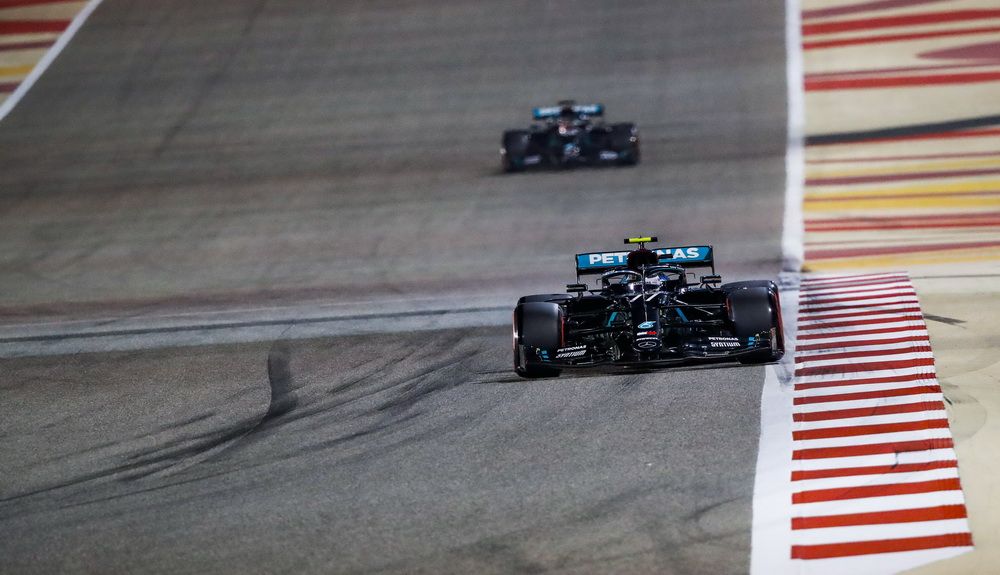 En la parrilla de salida Bottas estará por delante de Russell