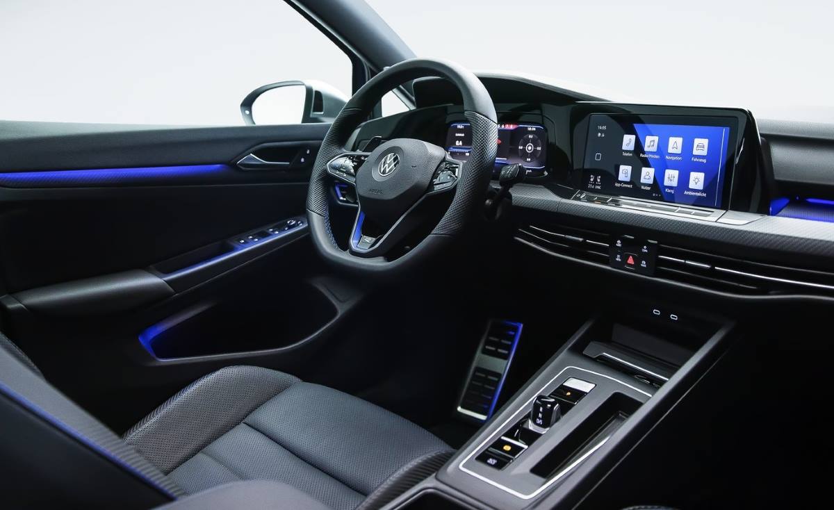 El interior del VW Golf R 2021