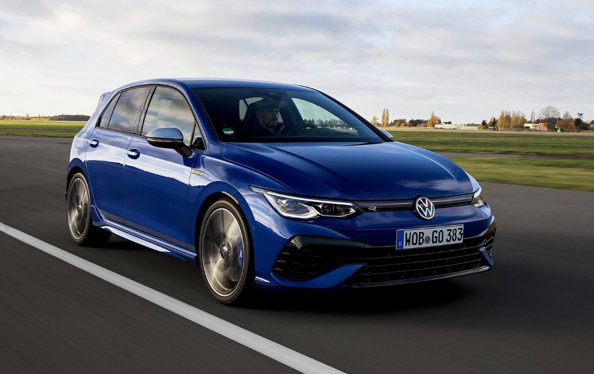 VW Golf R 2021 6