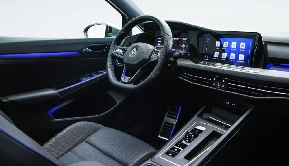 El interior del VW Golf R 2021 El interior del VW Golf R 2021