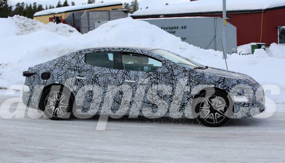 Mercedes EQE
