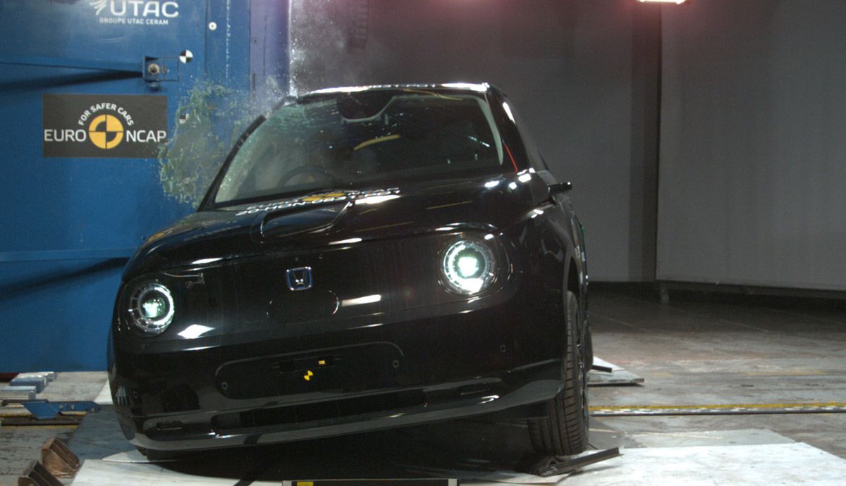 Honda e, cuatro estrellas Euro NCAP.