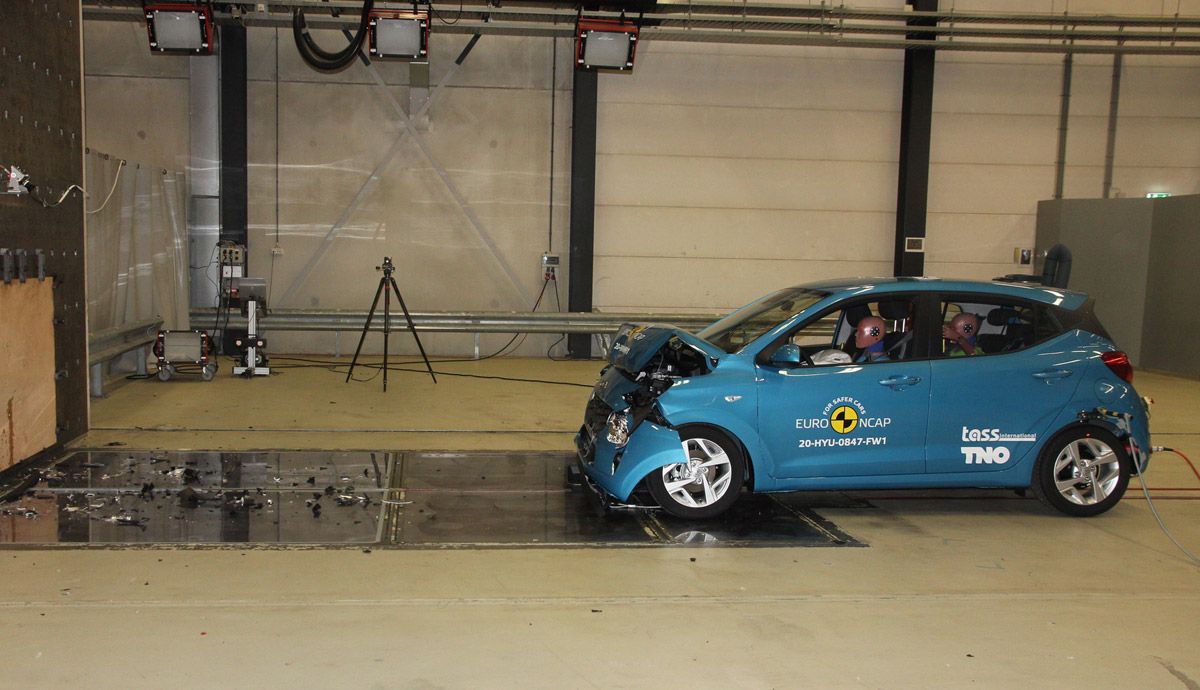 Hyundai i10, tres estrellas Euro NCAP.