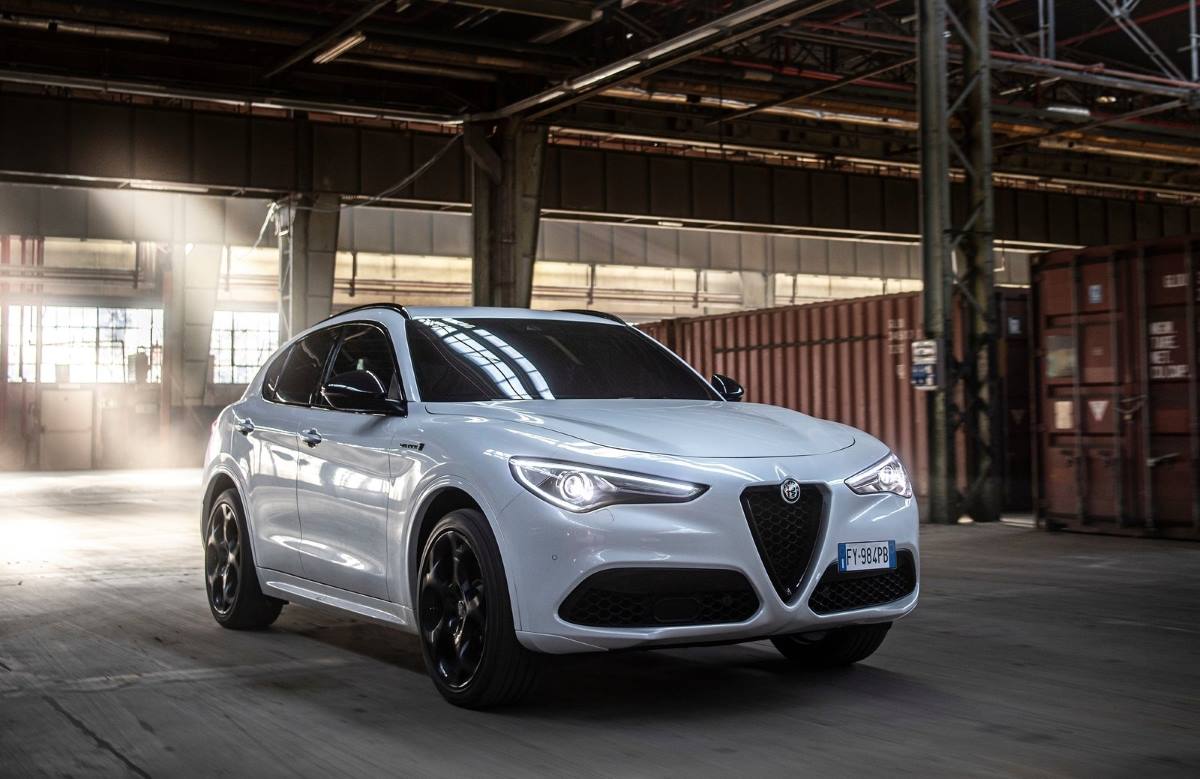 Alfa Romeo Stelvio Veloce Ti 2021 4