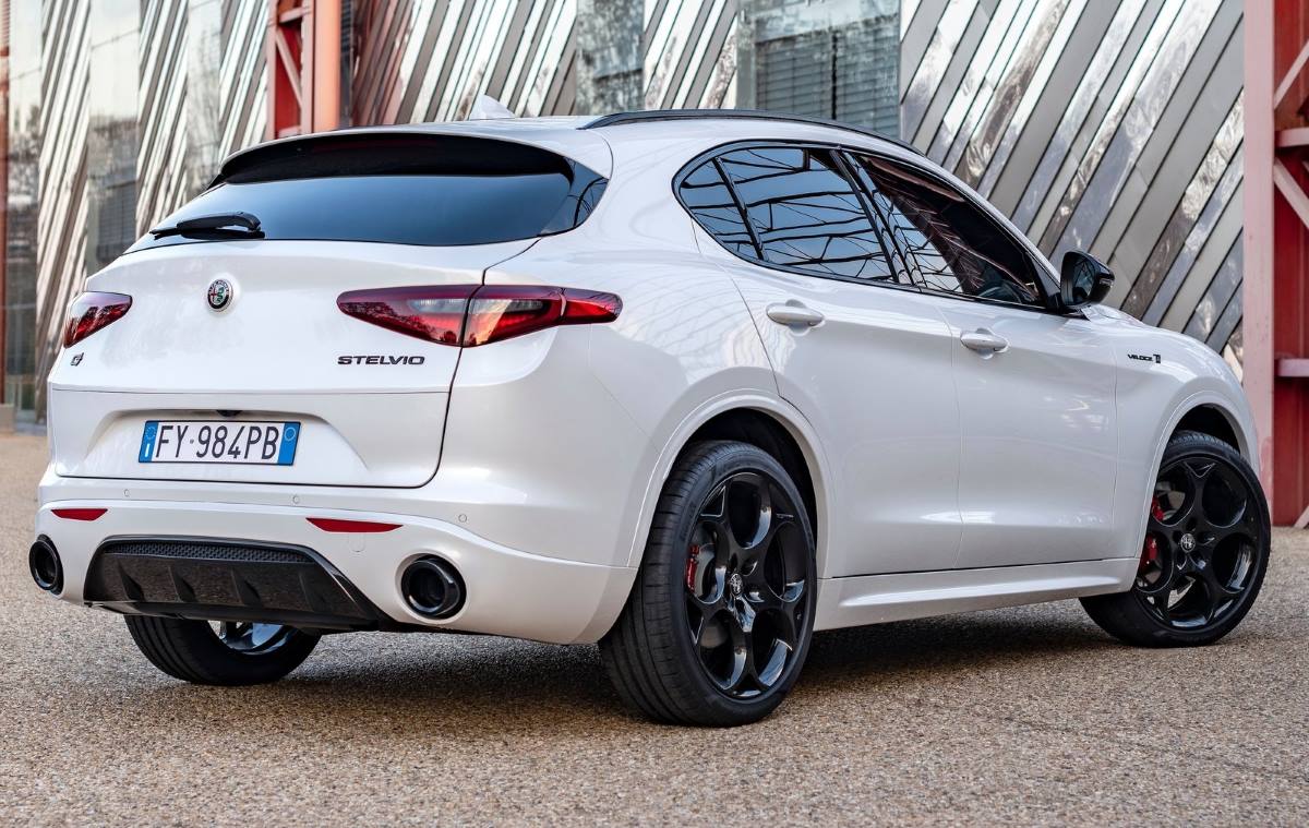 Alfa Romeo Stelvio Veloce Ti 2021 5