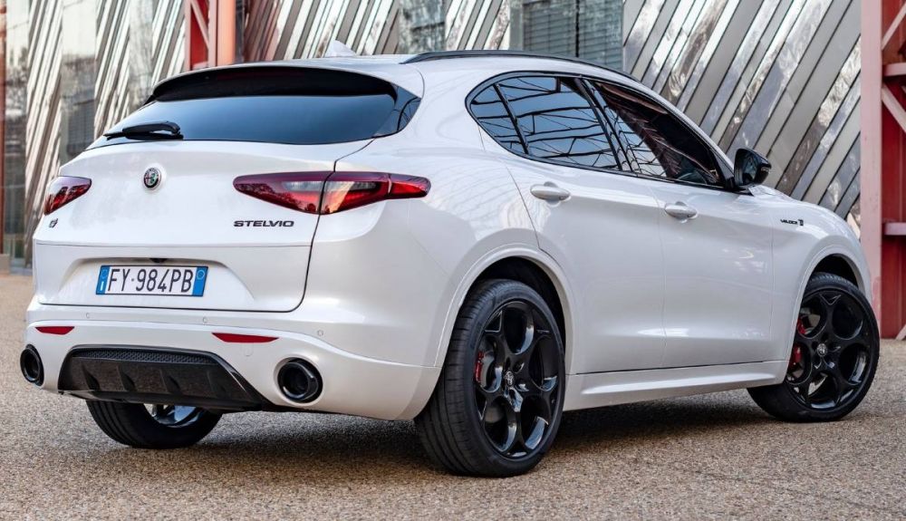 Alfa Romeo Stelvio Veloce Ti 2021 5