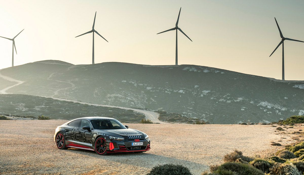 El Audi e-tron GT entra en producción.