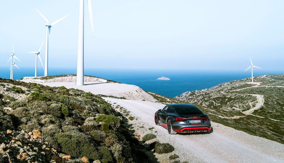El Audi e-tron GT entra en producción.