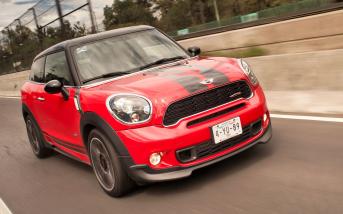 AU228-MINI-Paceman-JCW-1.jpg