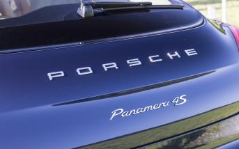 PorschePanamera1.jpg