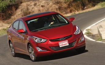 AU234-Hyundai-Elantra-1.jpg