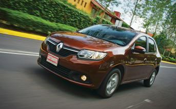 AU238-Renault-Logan-1.jpg