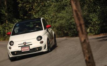 AU242-Abarth-aut-1.jpg