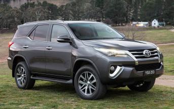 toyotafortuner201604.jpg