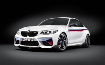 bmwm2mperformance01.jpg