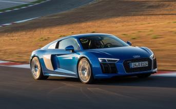 audir8v10201606.jpg