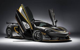 mclarengt4201701.jpg