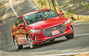 hyundaielantra05.jpg