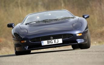 xj220jaguar5.jpg