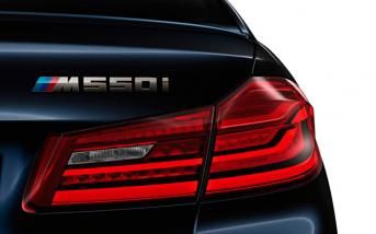 bmwm550i201701.jpg