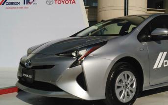 cemextoyotaprius201611220.jpg