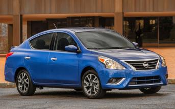 nissanversa201502.jpg