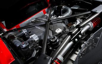 v12lambo1.jpg