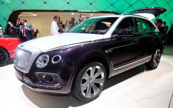 bentleybentayga1aq2y9186.jpg