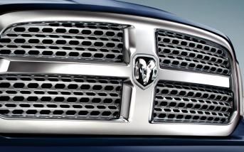 ram-1500-grill.jpg
